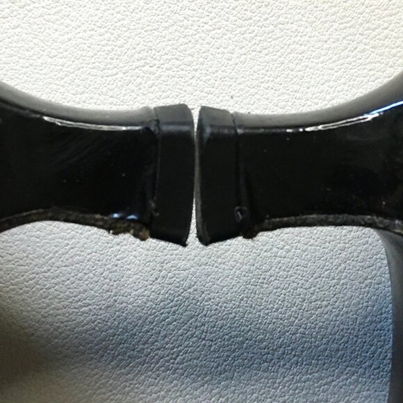 STUART WEITZMAN 🐈‍⬛ Black Open Toe Kitten Heels - Picture 15 of 15